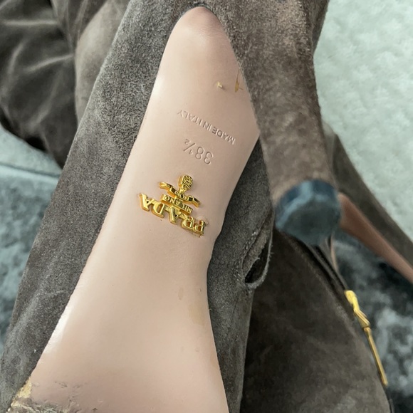 Prada suede boots size 38.5 - Picture 5 of 7